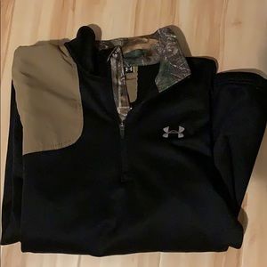 Under Armour pullover